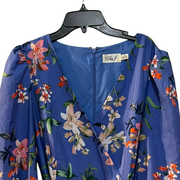 Eliza J Pleated Faux Wrap Dress In blue size 12p - Picture 6 of 9